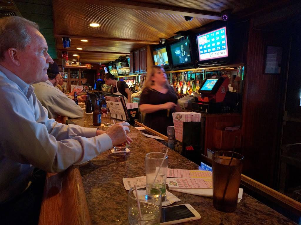 Sandys by the Beech | restaurant | 25853 Five Mile Road, Redford Charter Twp, MI 48239, USA | 3135340333 OR +1 313-534-0333