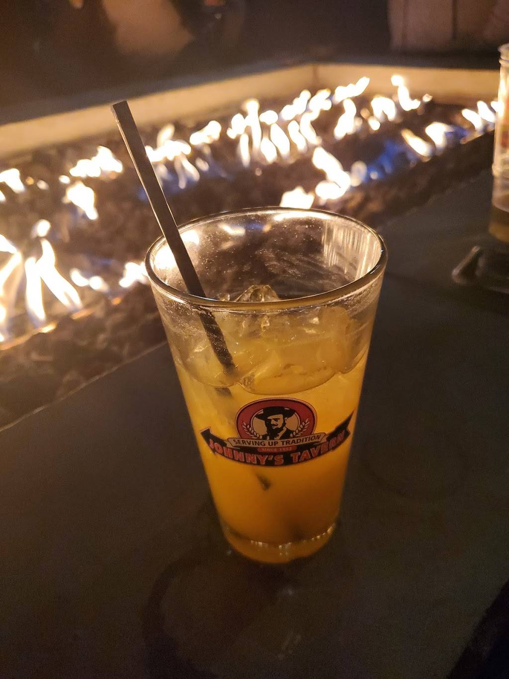 Johnny’s Tavern | restaurant | 1175 South, MO-7, Blue Springs, MO 64014, USA | 8162241055 OR +1 816-224-1055