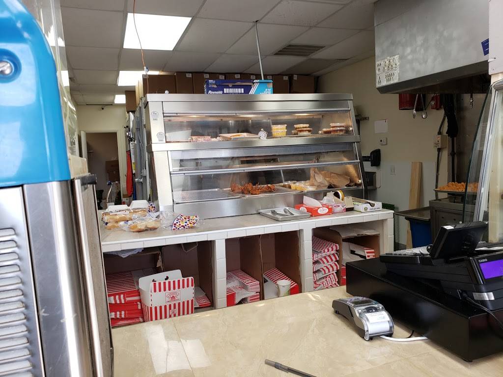 Crown Fried Chicken | restaurant | 62 Colony Rd, Newport News, VA 23602, USA | 7575272779 OR +1 757-527-2779