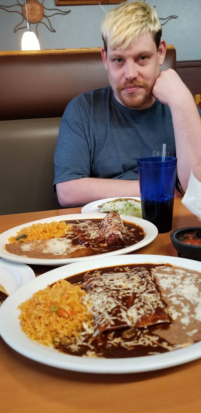 EL AZTECA | restaurant | 18033 Magnolia St, Fountain Valley, CA 92708, USA | 7145935350 OR +1 714-593-5350