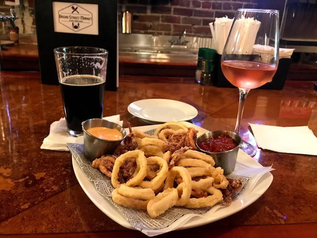 Broad Street Market Restaurant | restaurant | 4 N Broad St, Brooksville, FL 34601, USA | 3526786767 OR +1 352-678-6767