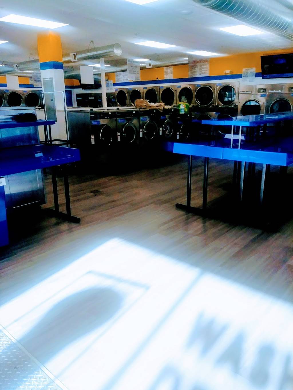 Bright Pizza | restaurant | 729 Long Ln, Upper Darby, PA 19082, USA | 6106269999 OR +1 610-626-9999