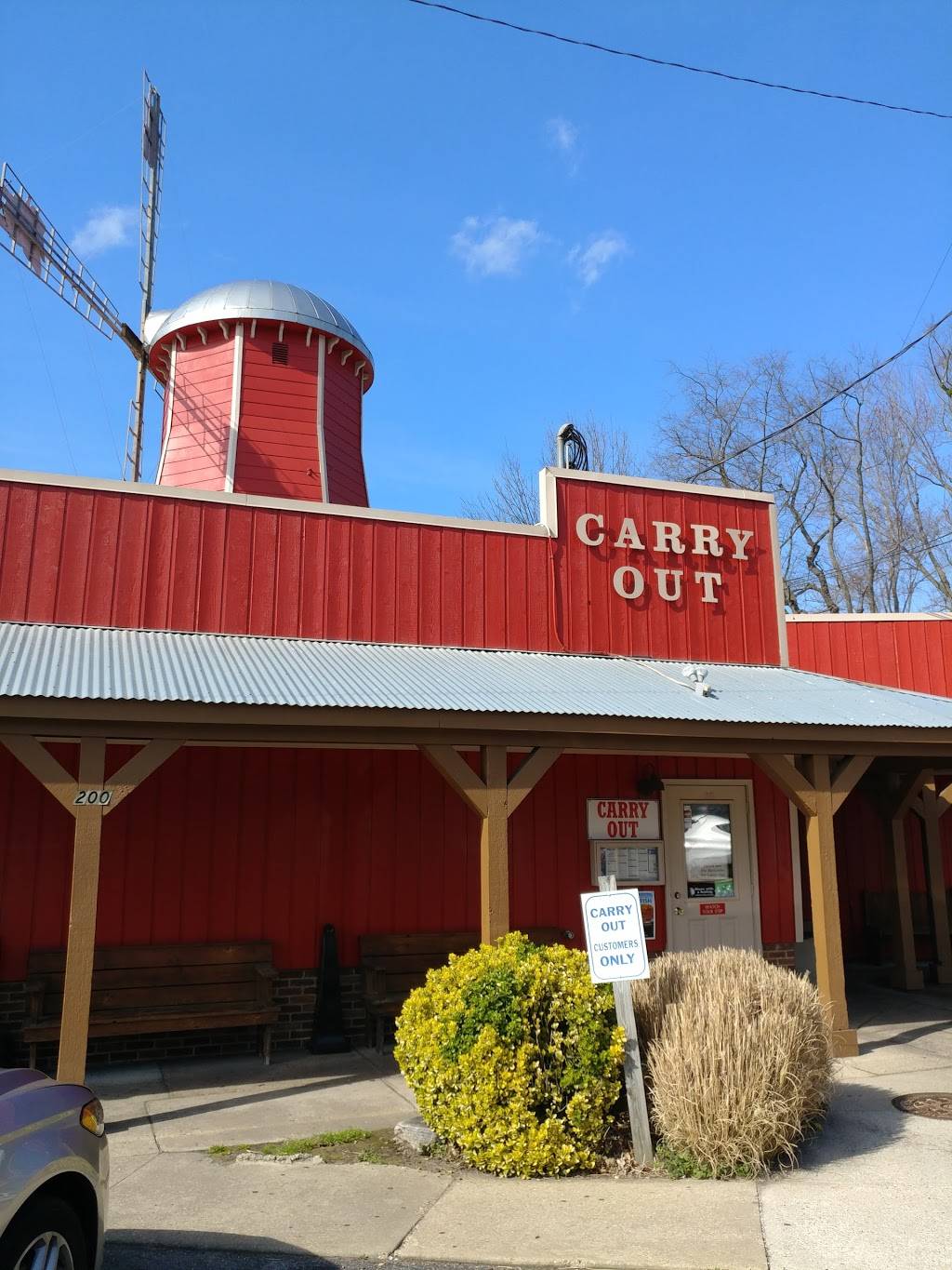 Red Hot & Blue Annapolis | restaurant | 200 Old Mill Bottom Rd, Annapolis, MD 21409, USA | 4106267427 OR +1 410-626-7427