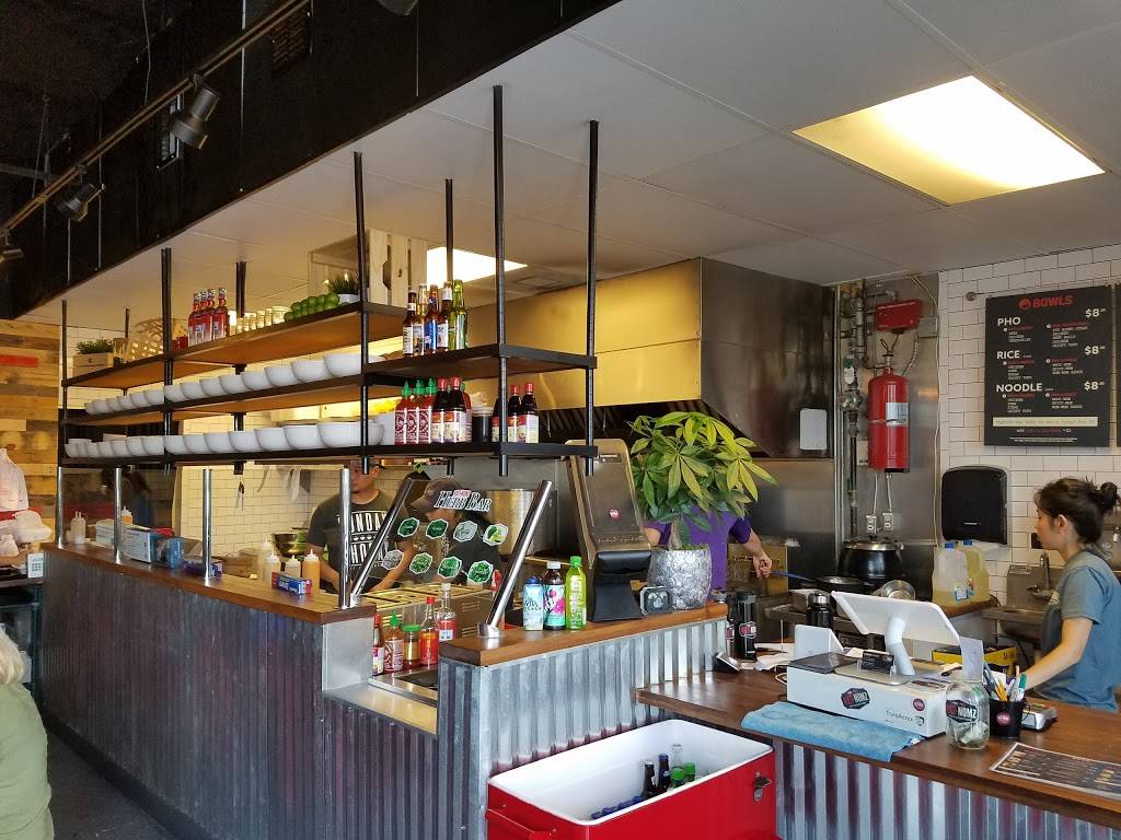 Viet-Nomz | restaurant | 7581 University Blvd, Winter Park, FL 32792, USA | 4076366069 OR +1 407-636-6069