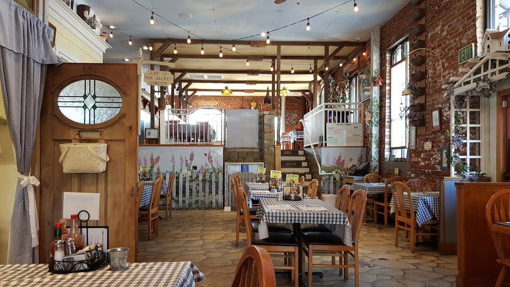 Awful Annies | restaurant | 490 G St, Lincoln, CA 95648, USA | 9166459766 OR +1 916-645-9766