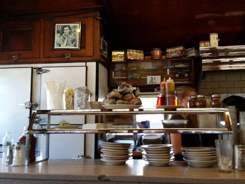 Boulevard Diner | restaurant | 155 Shrewsbury St, Worcester, MA 01604, USA | 5087914535 OR +1 508-791-4535