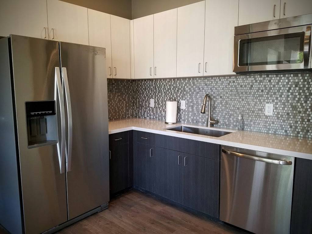 Jomax Recovery Services | restaurant | 9242 W Union Hills Dr #102, Peoria, AZ 85382, USA | 6028660721 OR +1 602-866-0721