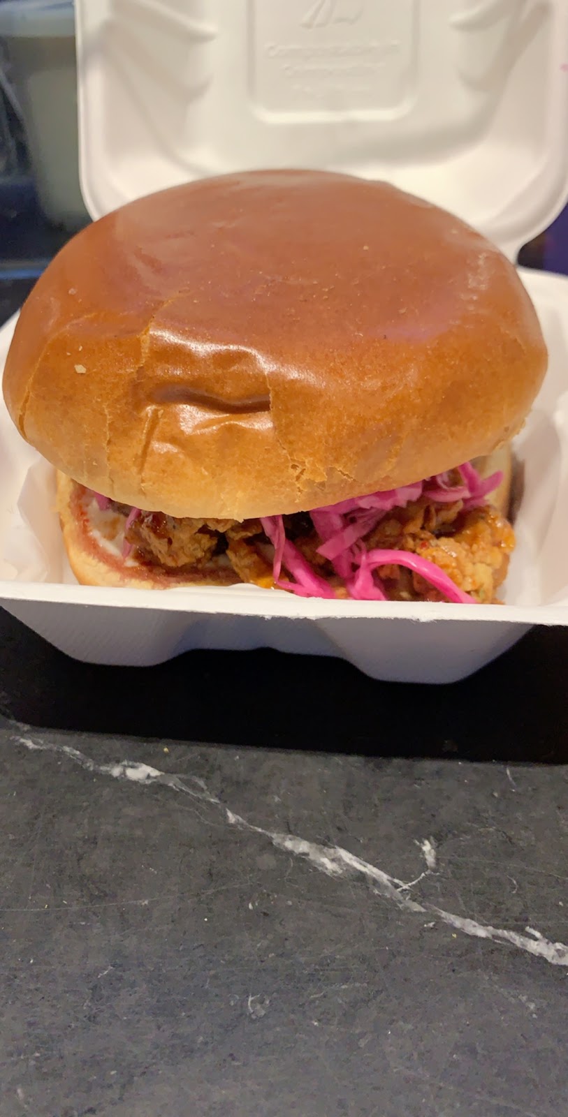 CHICK n BUNS | restaurant | 185 greenwich St Unit LL2465, New York, NY 10007, USA | 3157156369 OR +1 315-715-6369