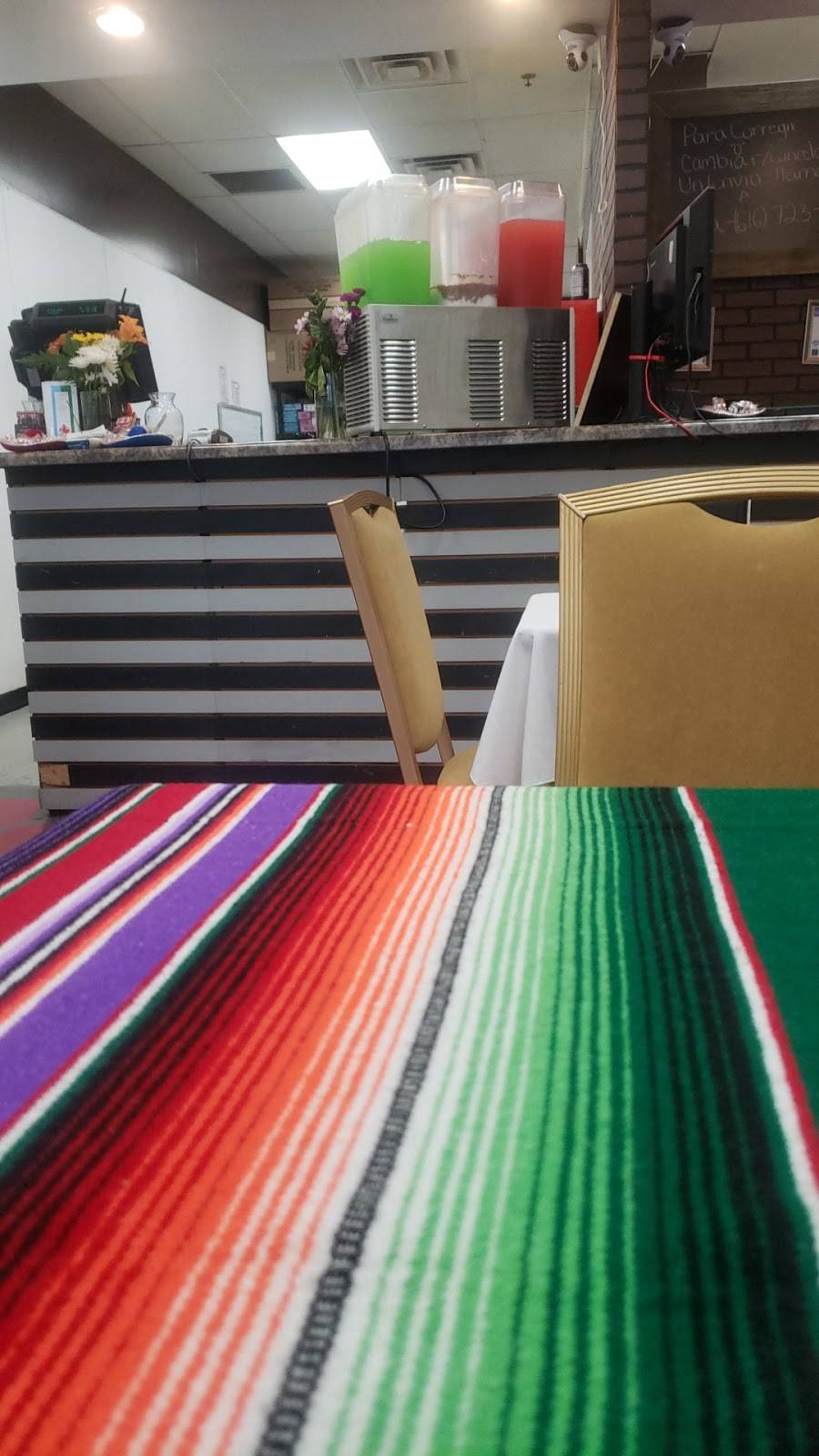 Cielito Lindo Restaurant | restaurant | 4255 Alpine Ave NW suite d, Comstock Park, MI 49321, USA | 6164273360 OR +1 616-427-3360