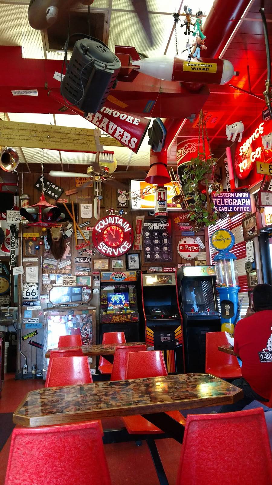 Captain Bills Submarine | restaurant | 10645 N 35th Ave A, Phoenix, AZ 85029, USA | 6029935290 OR +1 602-993-5290