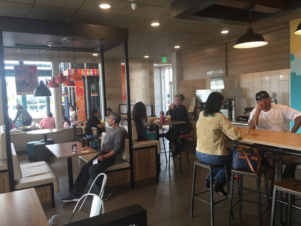 McDonalds | cafe | 401 W Channel Islands Blvd, Port Hueneme, CA 93041, USA | 8059853298 OR +1 805-985-3298