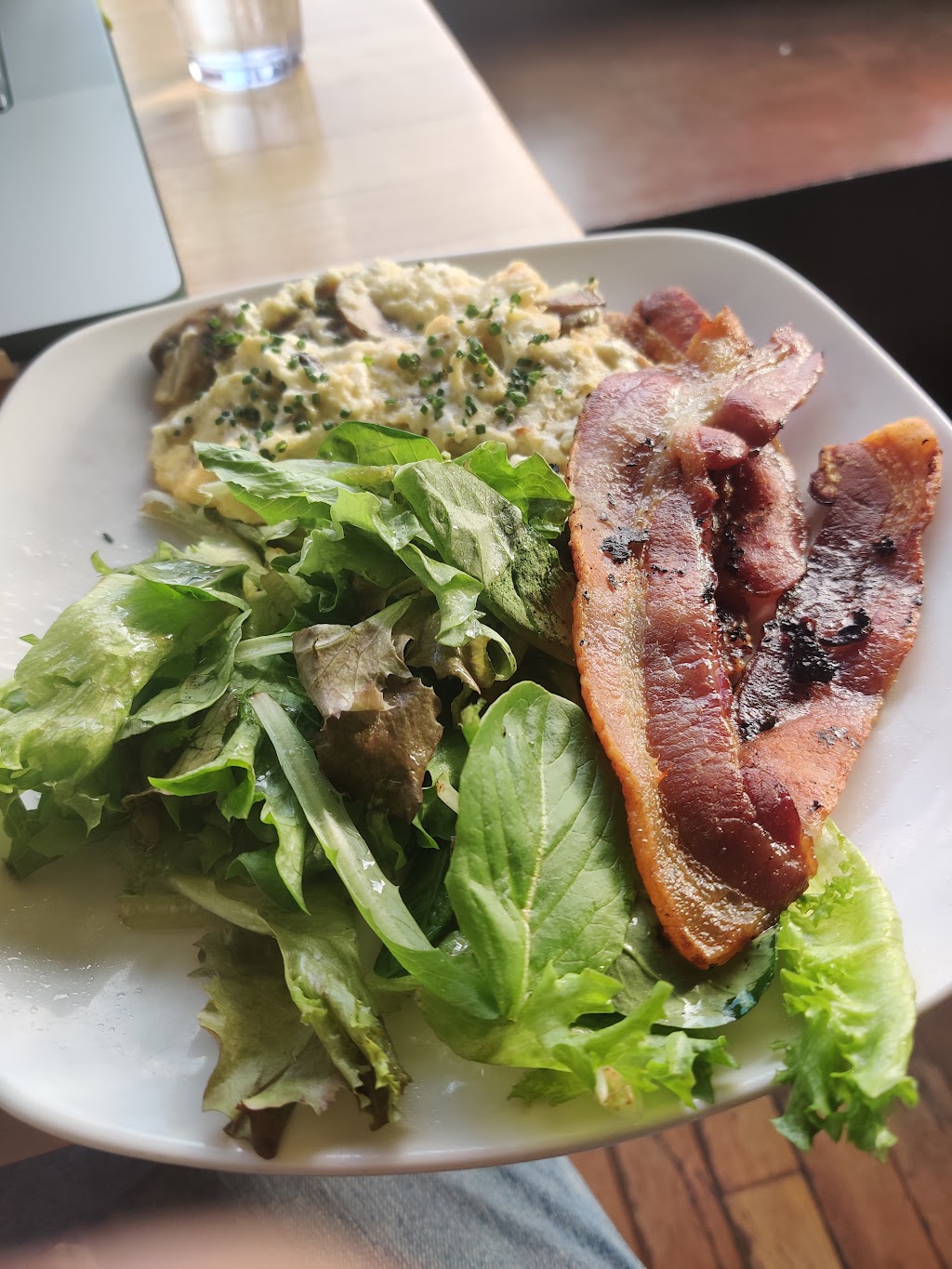 Gigis Cafe | cafe | 824 W 36th St, Minneapolis, MN 55408, USA | 6128250818 OR +1 612-825-0818