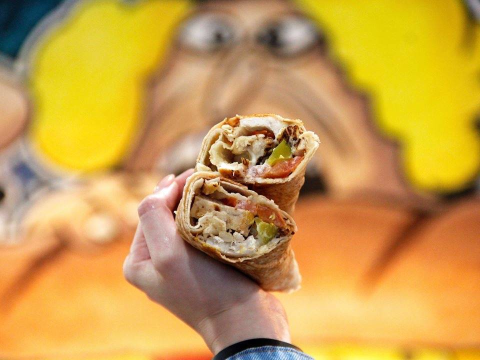 Paulies Poboys | restaurant | 3823 Bellaire Blvd, Houston, TX 77025, USA | 7132188383 OR +1 713-218-8383