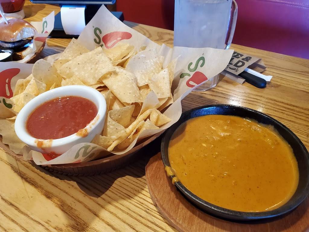 Chilis Grill & Bar | restaurant | 6121 Westheimer Rd, Houston, TX 77057, USA | 8322510454 OR +1 832-251-0454
