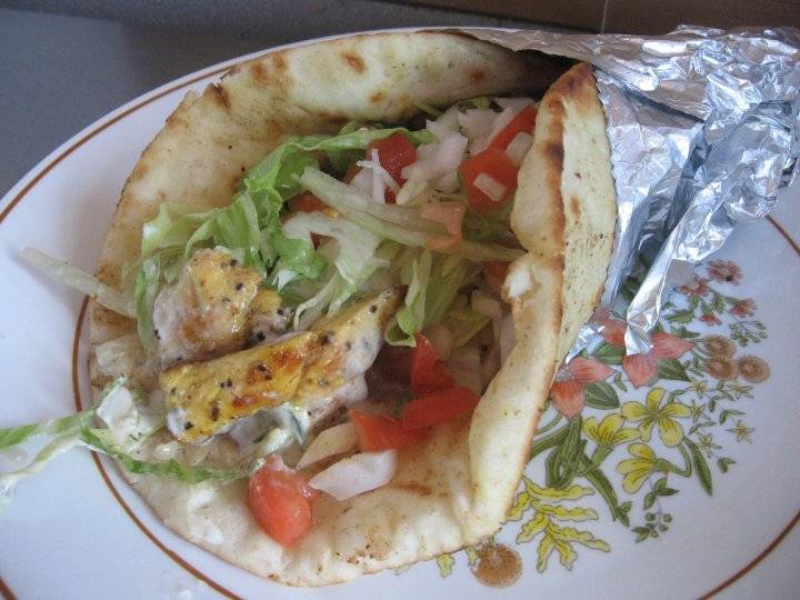 Coliseum Loft Deli & Market | restaurant | 1335 W Broad St, Richmond, VA 23220, USA | 8043594480 OR +1 804-359-4480