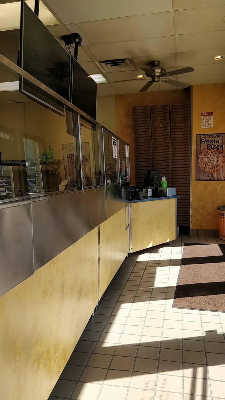 Pizza X Campus | restaurant | 1791 E 10th St, Bloomington, IN 47408, USA | 8123397737 OR +1 812-339-7737