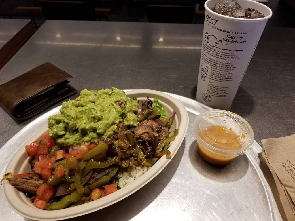 Chipotle Mexican Grill | restaurant | 490 S 68th St #110, West Des Moines, IA 50266, USA | 5152268527 OR +1 515-226-8527