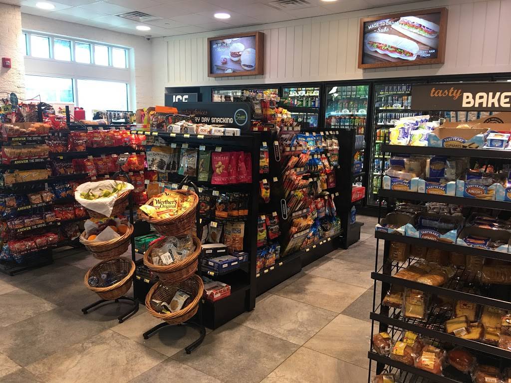 Valley Forge Service Plaza | cafe | 1495 Valley Forge Rd, Wayne, PA 19087, USA | 6109758940 OR +1 610-975-8940