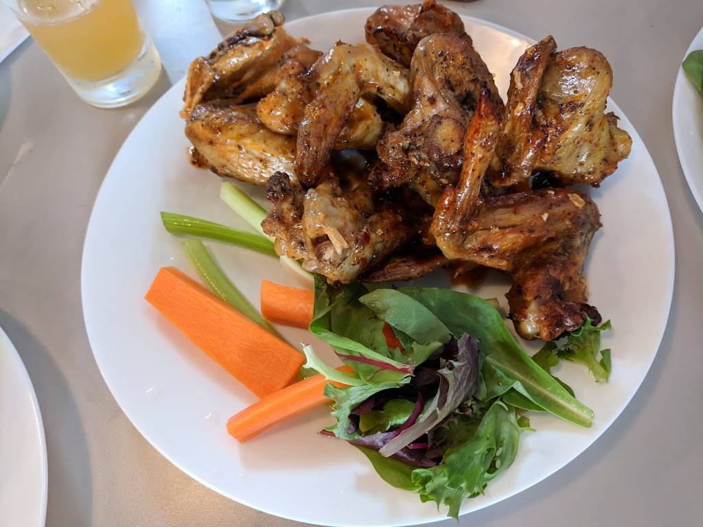 Rail Line Brewing | restaurant | 301 N Main St, Simpsonville, SC 29681, USA | 8649627175 OR +1 864-962-7175