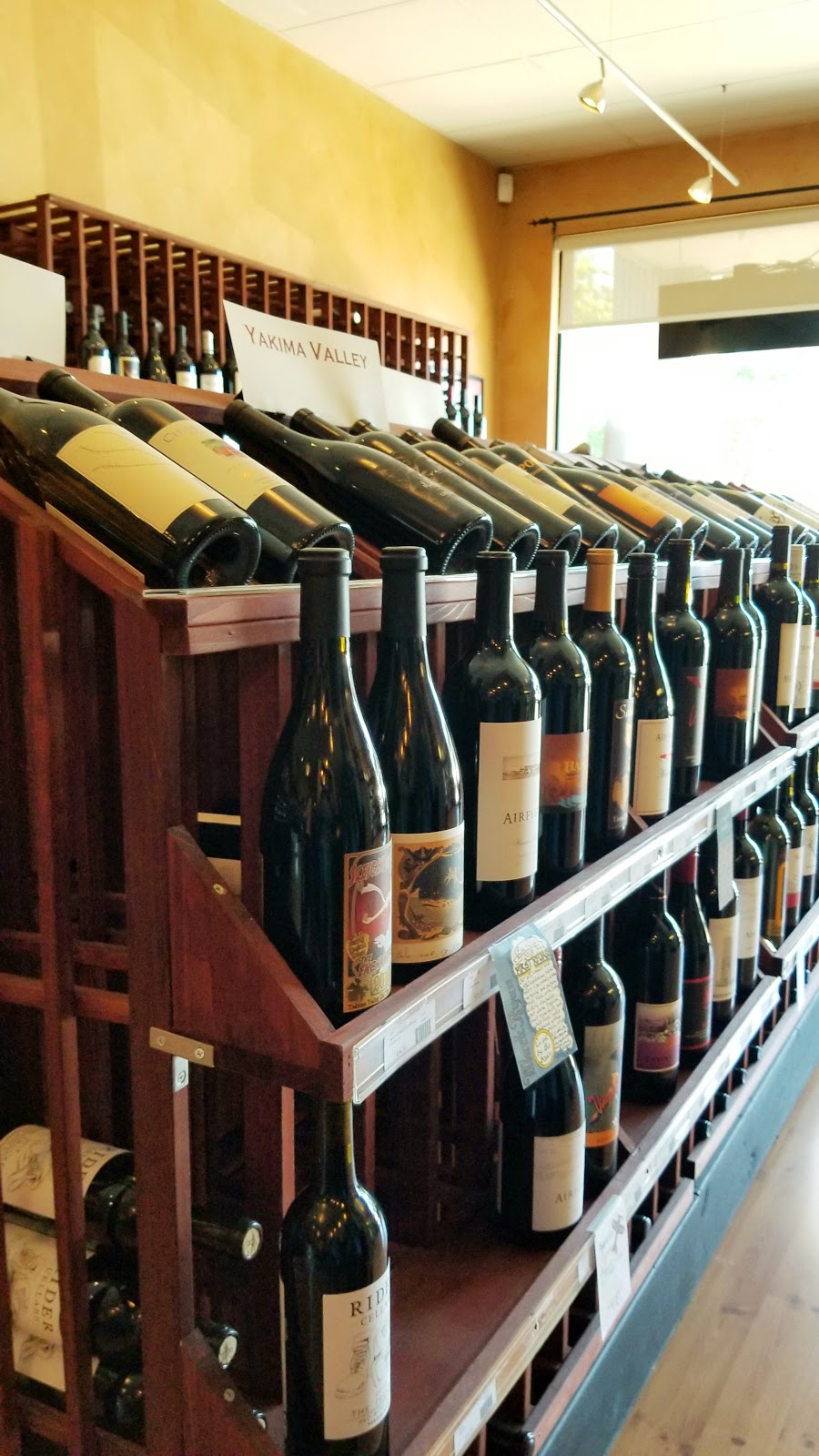 The Wine Alley | restaurant | 14276 SE 176th St, Renton, WA 98058, USA | 4252714501 OR +1 425-271-4501