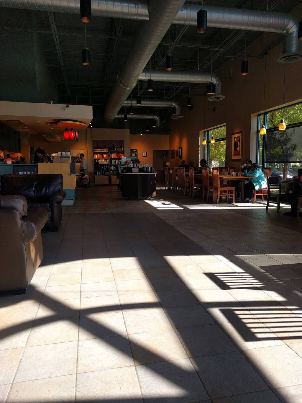 Starbucks | cafe | 2902 W 86th St #10, Indianapolis, IN 46268, USA | 3172281698 OR +1 317-228-1698