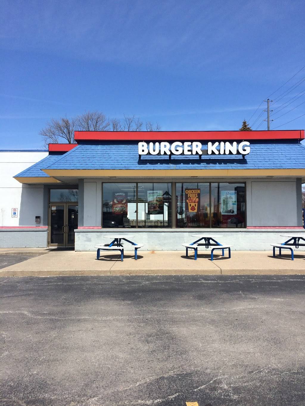 Burger King | restaurant | 5821 Malden Rd, Windsor, ON N9H 1S4, Canada | 5199668037 OR +1 519-966-8037