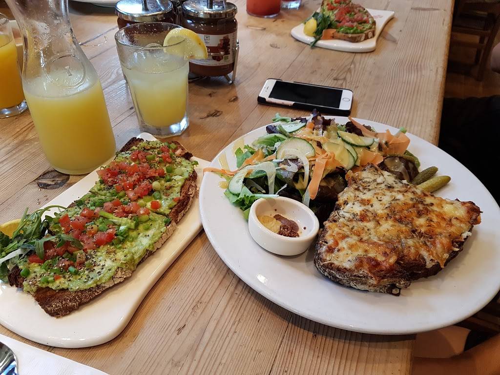 Le Pain Quotidien | restaurant | 316 Santa Monica Blvd, Santa Monica, CA 90401, USA | 3103936800 OR +1 310-393-6800