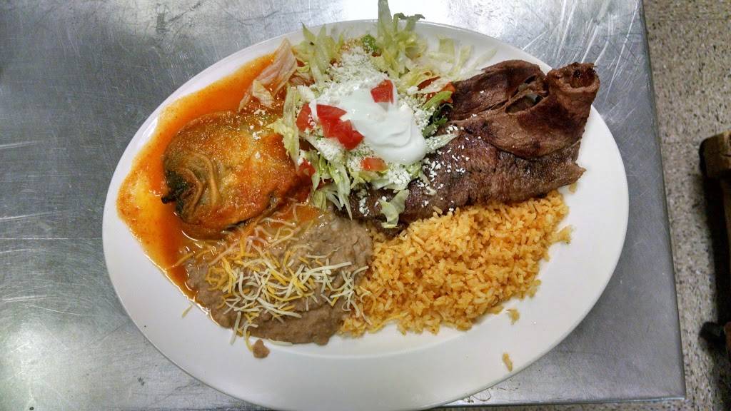 Lupes Antojitos Mexican Food | restaurant | 180 US-550, Bernalillo, NM 87004, USA | 5058672145 OR +1 505-867-2145