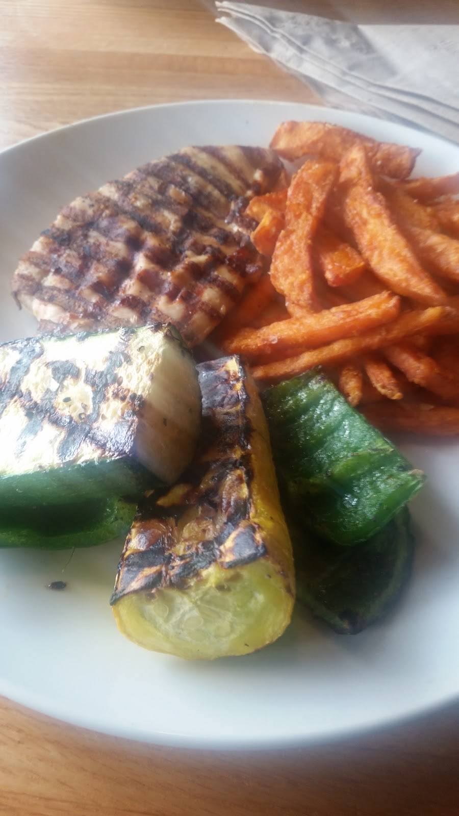 Applebees Grill + Bar | restaurant | 10709 E Foothill Blvd, Rancho Cucamonga, CA 91730, USA | 9099803633 OR +1 909-980-3633