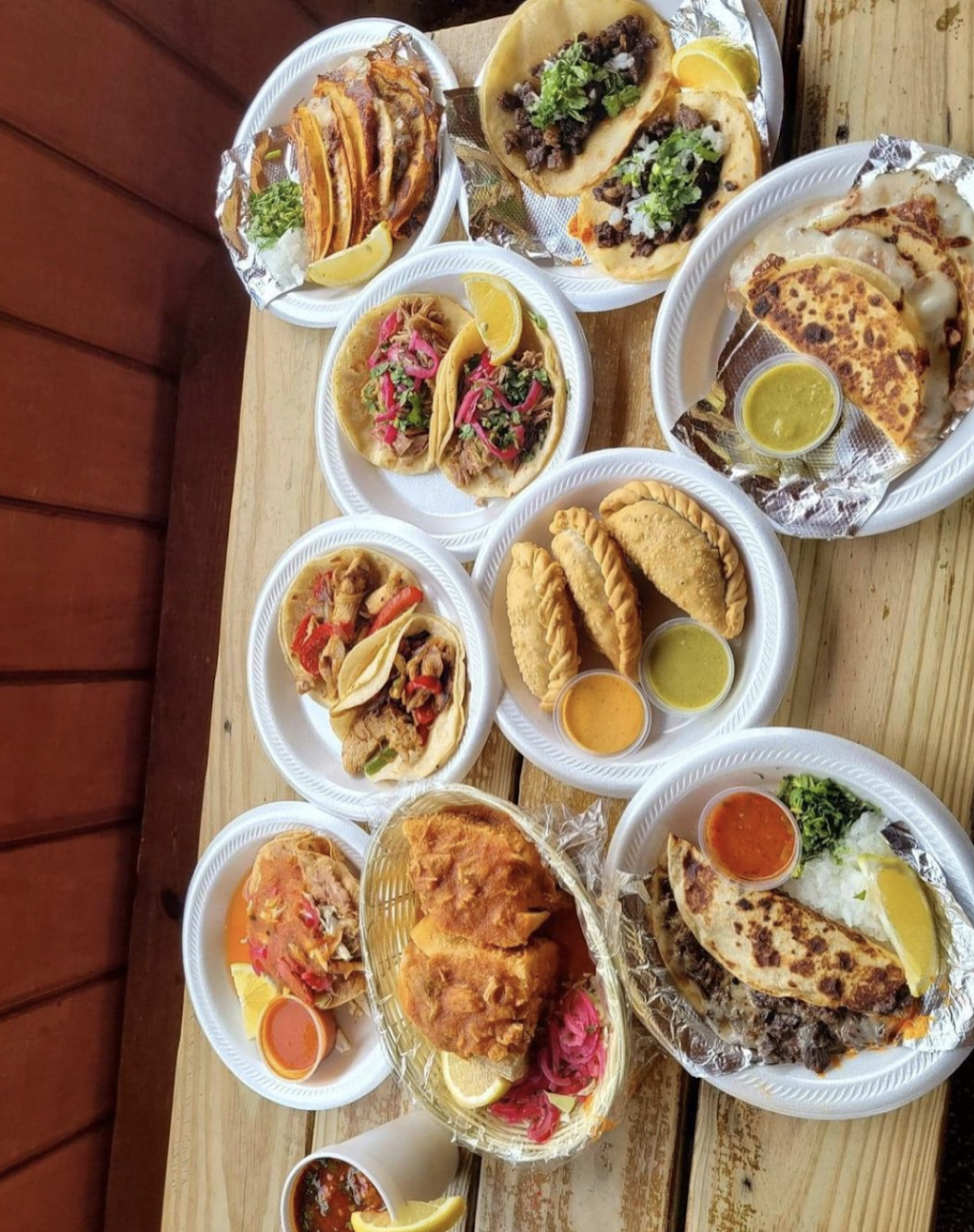 Tortas Ahogadas El Chivito | restaurant | 9055 Marbach Rd, San Antonio, TX 78245, USA | 2102570955 OR +1 210-257-0955