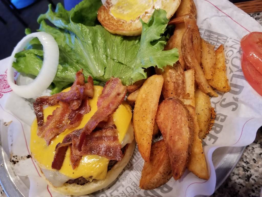 Fuddruckers | restaurant | 2301 E Central Texas Expy Ste. 106, Killeen, TX 76543, USA | 2546997700 OR +1 254-699-7700
