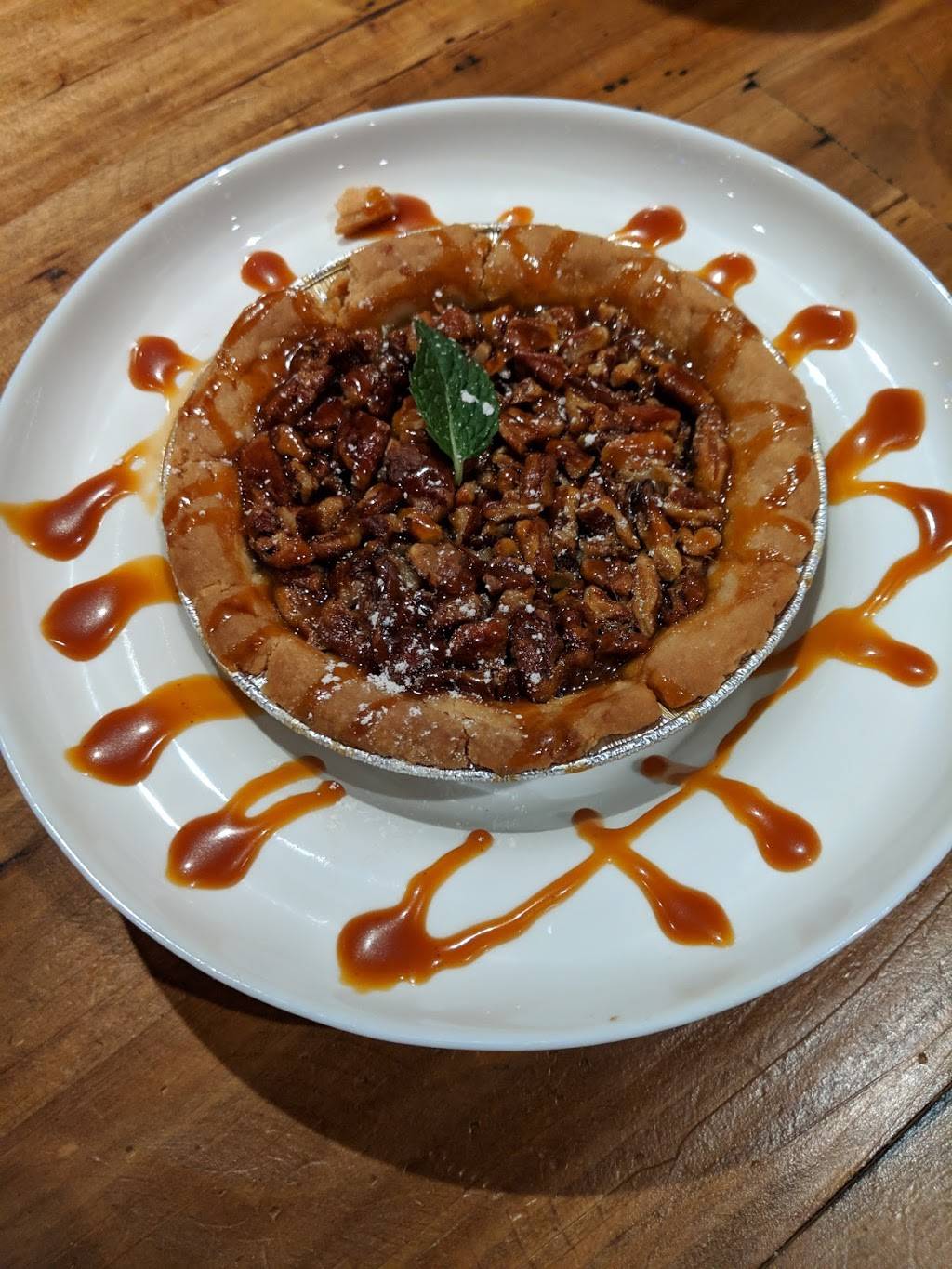 Corner House BBQ | restaurant | 100 Lincoln Ave, Staten Island, NY 10306, USA | 7189871227 OR +1 718-987-1227