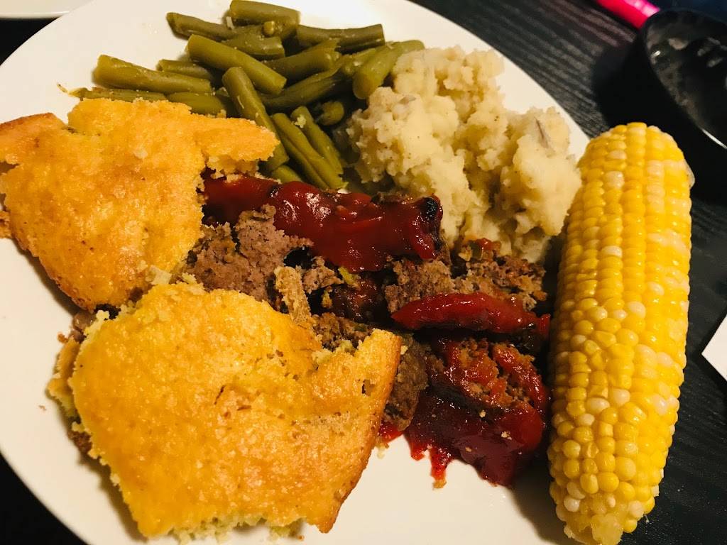 T Soul Kitchen | restaurant | 1200 Edgewood Rd NW, Cedar Rapids, IA 52404, USA | 3194913246 OR +1 319-491-3246