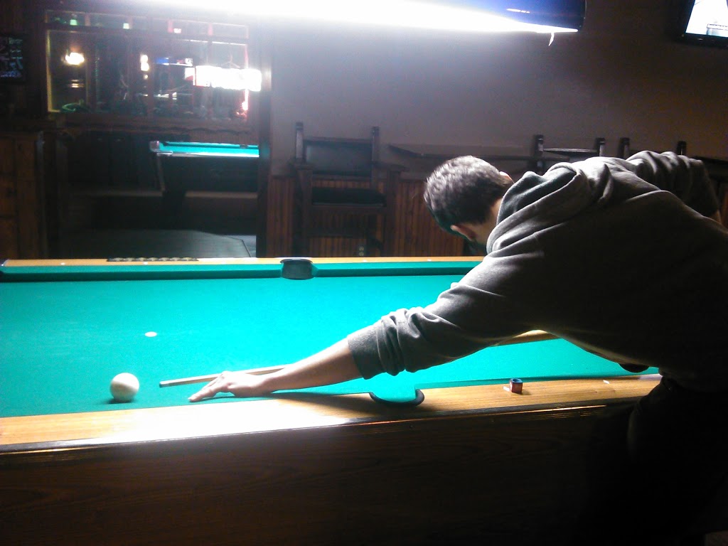 Luckys | night club | 224 S Phillips Ave, Sioux Falls, SD 57104, USA | 6053351313 OR +1 605-335-1313