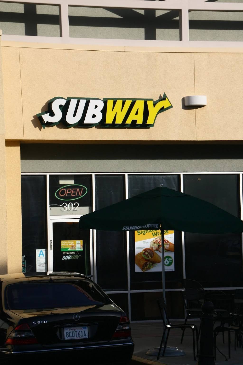 Subway Restaurants | restaurant | Seco Canyon Plaza, 27984 Seco Canyon Rd #302, Santa Clarita, CA 91350, USA | 6612639973 OR +1 661-263-9973