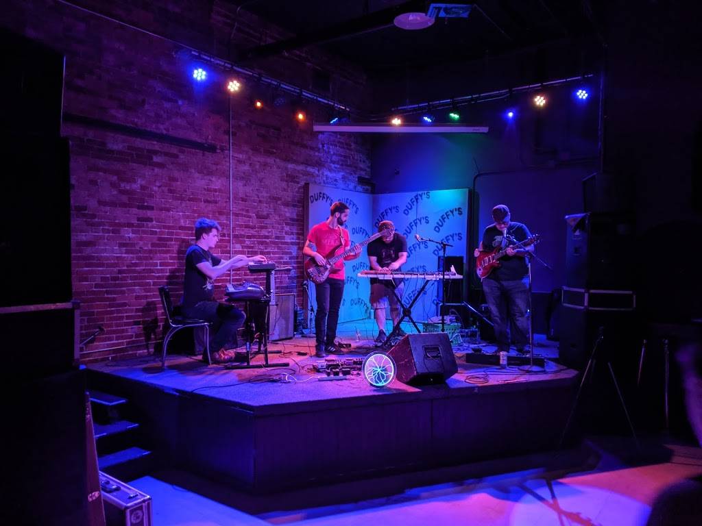 Duffys Tavern | night club | 1412 E O St, Lincoln, NE 68508, USA | 4024743543 OR +1 402-474-3543