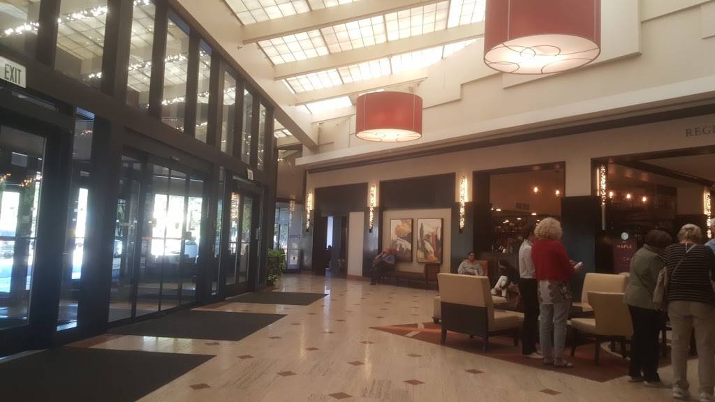 Liberty Tavern | restaurant | 5550 N River Rd, Rosemont, IL 60018, USA | 8479286949 OR +1 847-928-6949