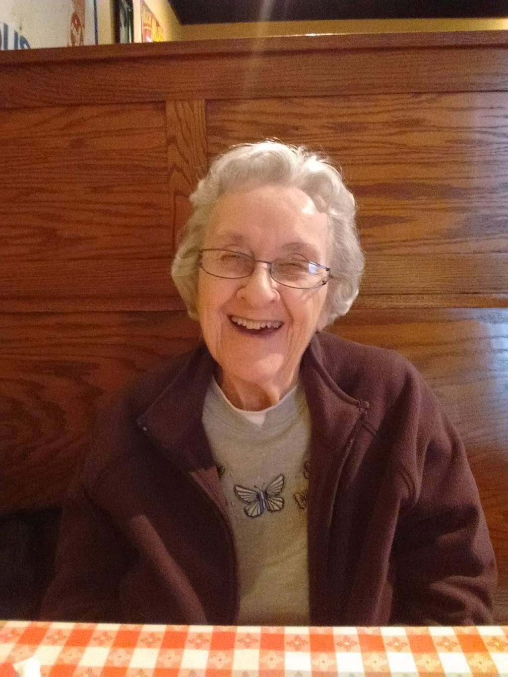 Real Q | restaurant | 5353 Gumtree Rd, Winston-Salem, NC 27107, USA | 3367694227 OR +1 336-769-4227