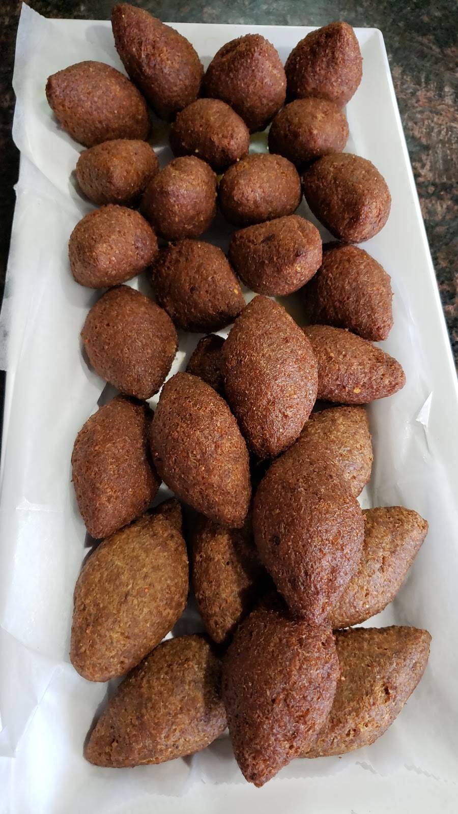 Tarboush Bakery and Grill | restaurant | 14339 Ford Rd, Dearborn, MI 48126, USA | 3135845999 OR +1 313-584-5999