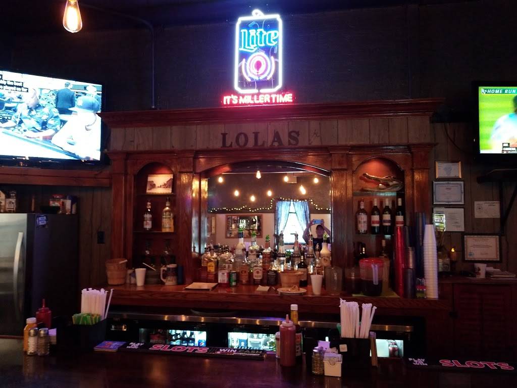 LOLAS Bar & Grill | restaurant | 325 W State St, Potomac, IL 61865, USA | 2179876588 OR +1 217-987-6588