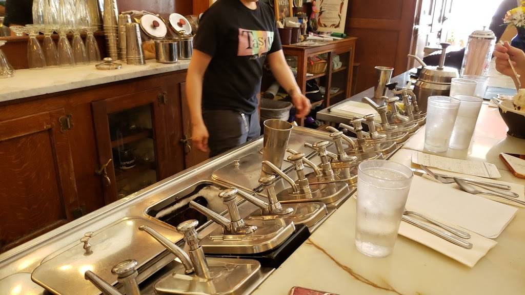 Old Mill Tasty Shop | restaurant | 604 E Douglas Ave, Wichita, KS 67202, USA | 3162646500 OR +1 316-264-6500