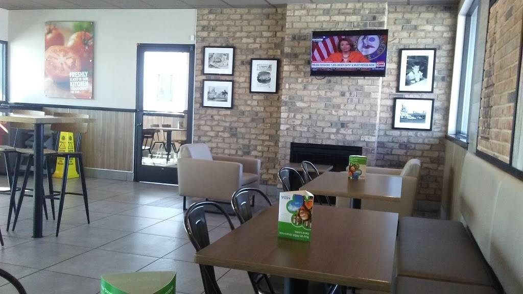 Burger King | restaurant | 408 N Lincoln Rd, Escanaba, MI 49829, USA | 9067868600 OR +1 906-786-8600