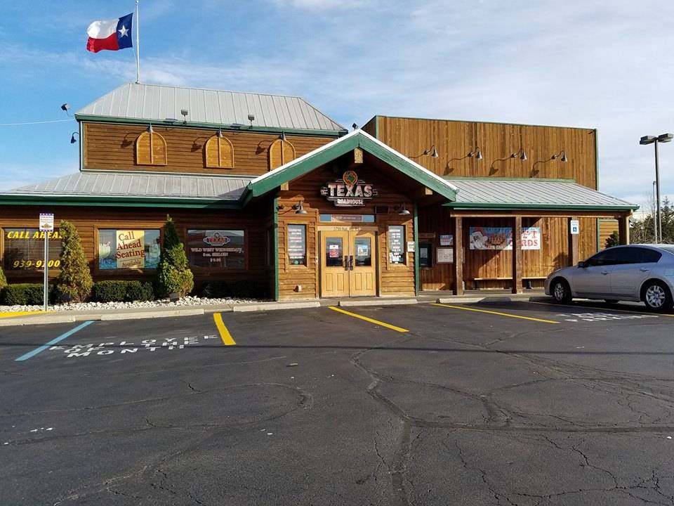 Texas Roadhouse | restaurant | 3799 National Rd E, Richmond, IN 47374, USA | 7659399100 OR +1 765-939-9100