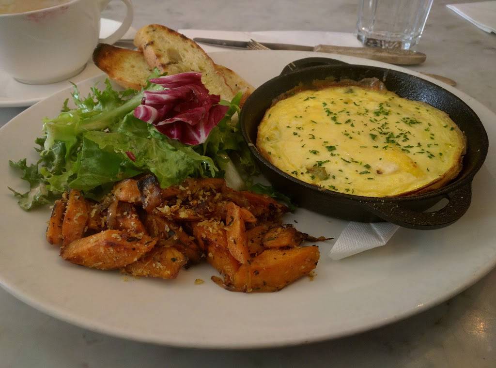 The Westerly Kitchen & Bar | restaurant | 413 Roncesvalles Ave, Toronto, ON M6R 2N1, Canada | 4165516660 OR +1 416-551-6660