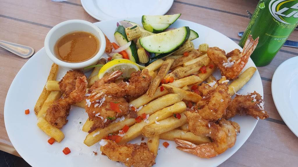 Flying Dutchman | restaurant | 9 Waterfront, Kemah, TX 77565, USA | 2813347575 OR +1 281-334-7575