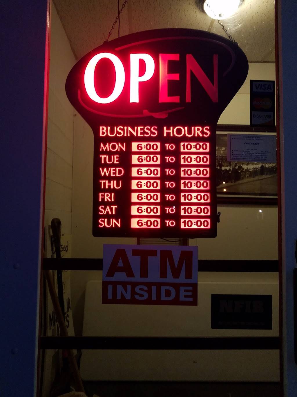 Madelia Lanes | restaurant | 416 1st St SE, Madelia, MN 56062, USA | 5076423322 OR +1 507-642-3322