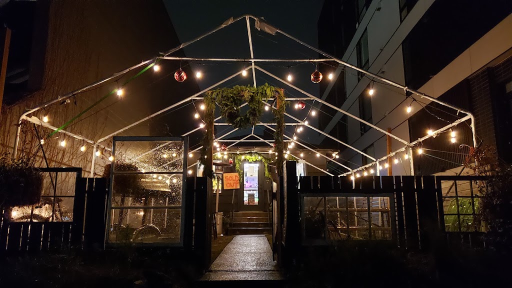 MOTO | restaurant | 4526 42nd Ave SW, Seattle, WA 98116, USA | 2064208880 OR +1 206-420-8880