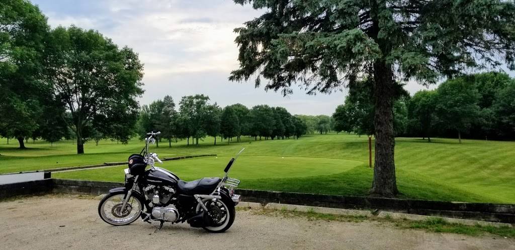 Johnson Park Golf Course | restaurant | 6200 Northwestern Ave, Racine, WI 53406, USA | 2626372840 OR +1 262-637-2840