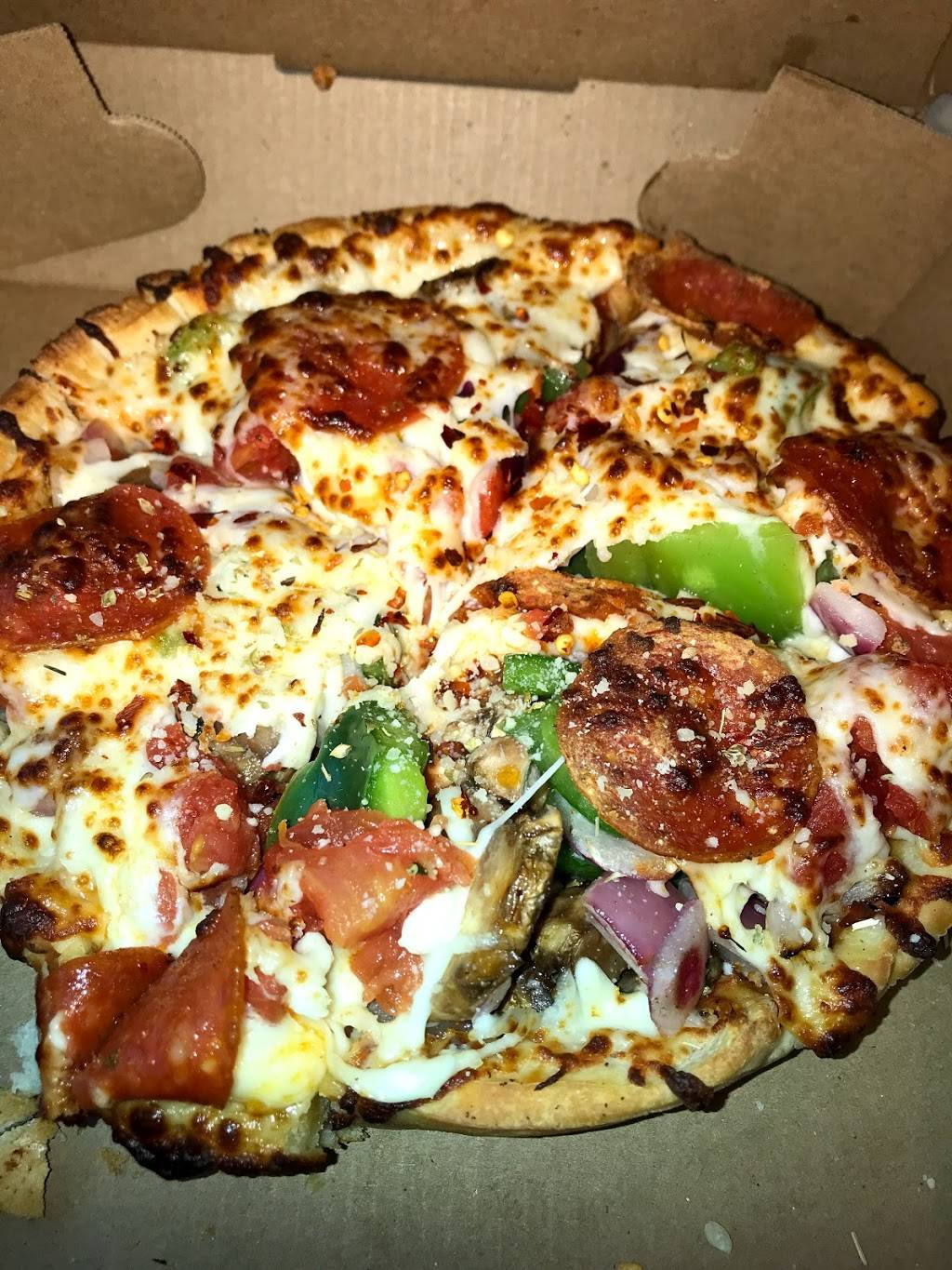 Reggios Pizza | restaurant | 10000 Bessie Coleman Dr, Chicago, IL 60666, USA | 7734881411 OR +1 773-488-1411