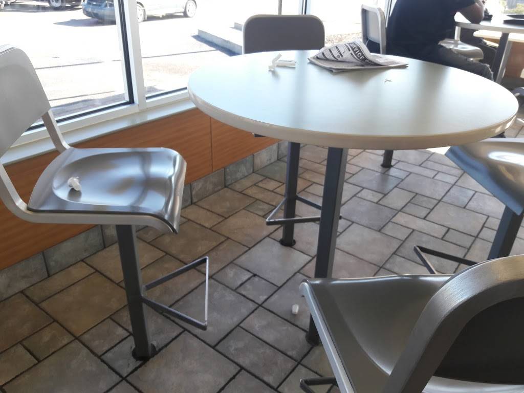 McDonalds | cafe | 4615 Calumet Ave, Hammond, IN 46327, USA | 2199323217 OR +1 219-932-3217